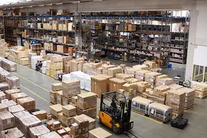 شركة تخزين عفش